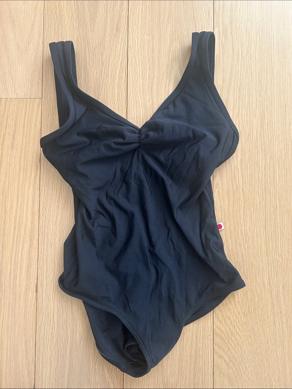 Yumiko black pinch leotard